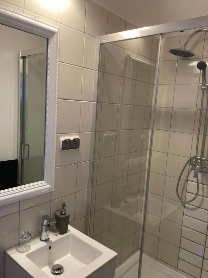 Villa Italiana Pokoje Z Prywatnymi Lazienkami & Odnowa Biologiczna Gdynia Ngoại thất bức ảnh